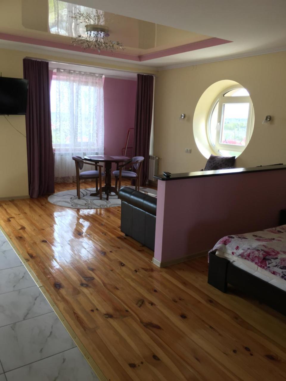 In The Center Apartment *
